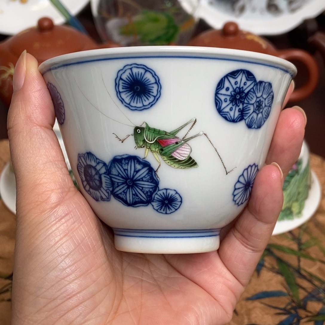 手工珐琅彩蝈蝈杯