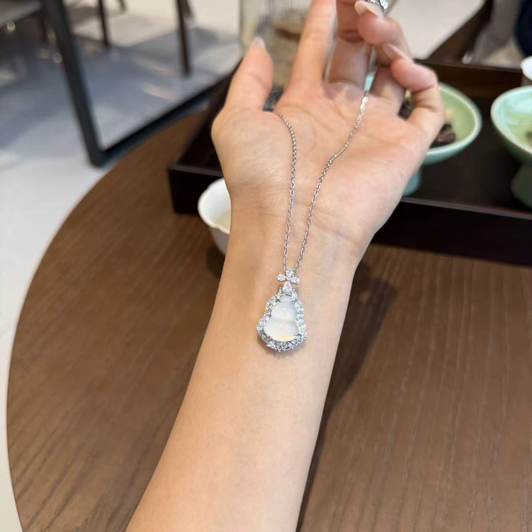 【福禄顺遂】新中式精致百搭玛瑙小葫芦轻奢银色冰透玉髓吊坠带证书