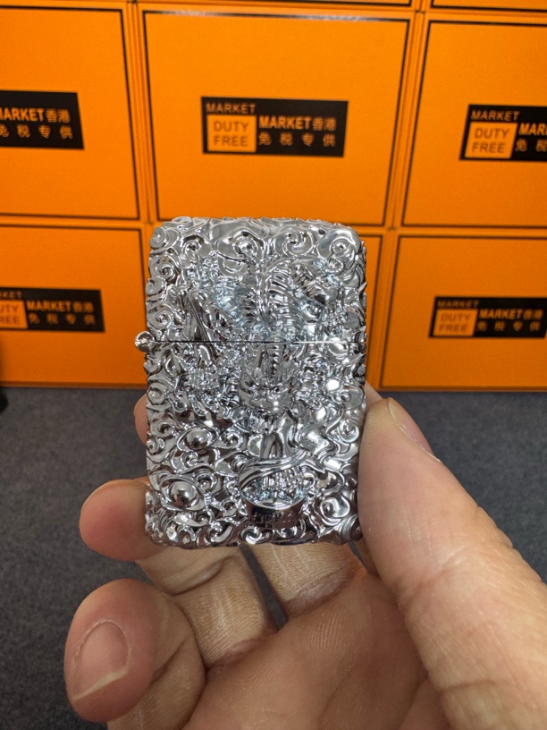 重工艺浮雕镂空砂轮煤油打火机复古立体高档浮雕古银貔貅打火机