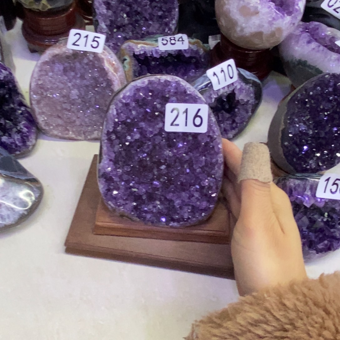 紫晶大型摆件（非配饰）未镶嵌