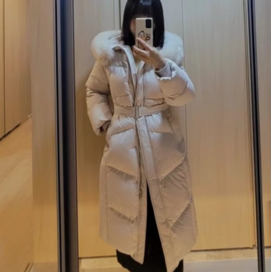 冬季韩版休闲狐狸毛领宽松大码长款收腰羽绒女鹅绒服884