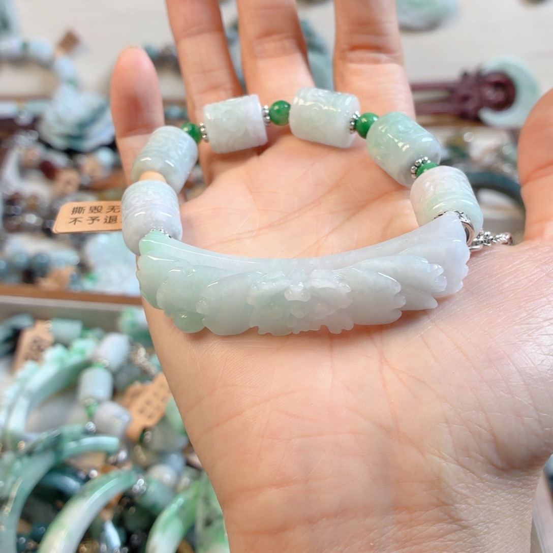 未镶嵌手链翡翠?****い手串