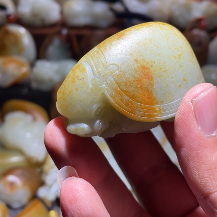 Z***y和田玉未镶嵌挂件