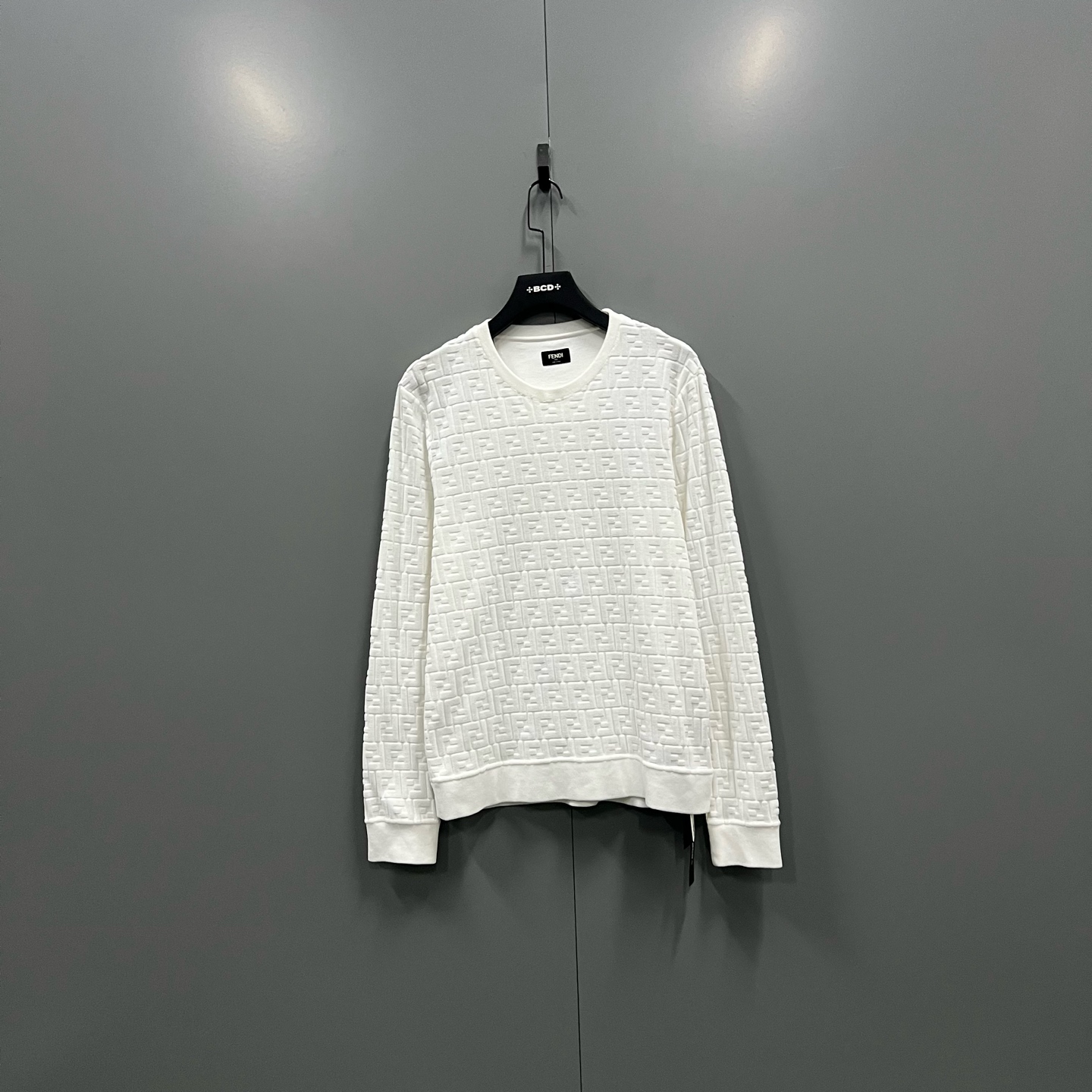 95新 FENDI/芬迪 y16 白色满印FF植绒卫衣 46码 020127