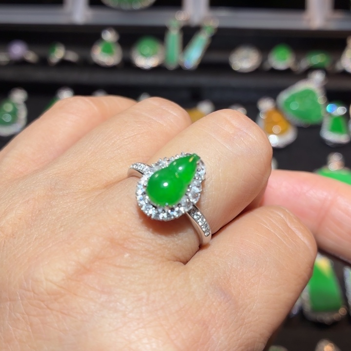 翡翠18K金镶嵌吊坠(不含链)翡翠