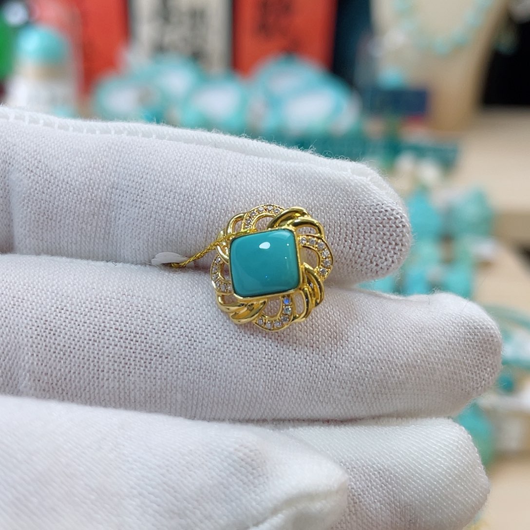 绿松石珠宝奇石18K金镶嵌