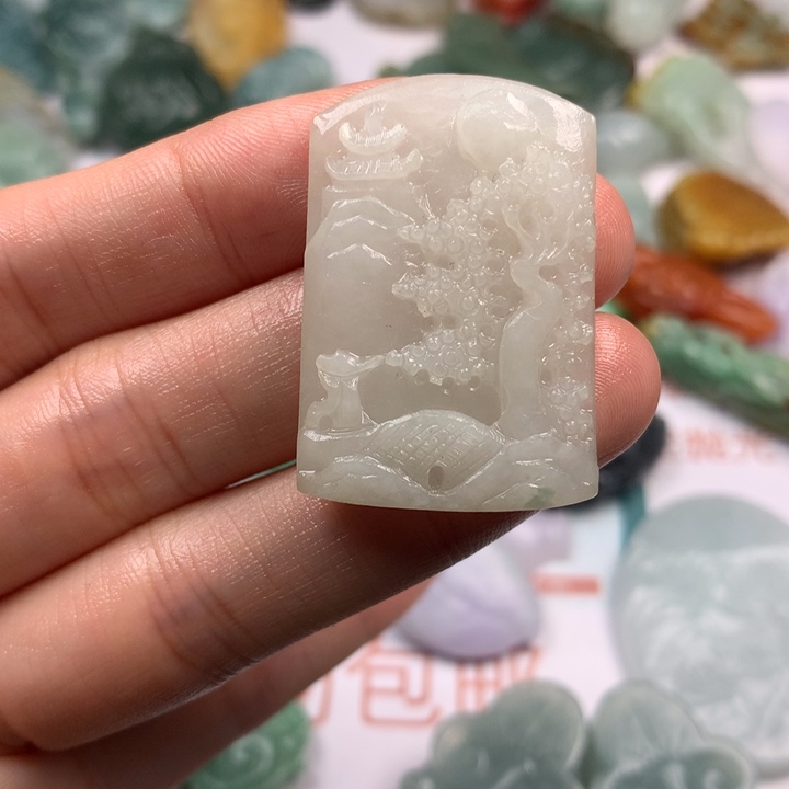定制翡翠未镶嵌翡翠