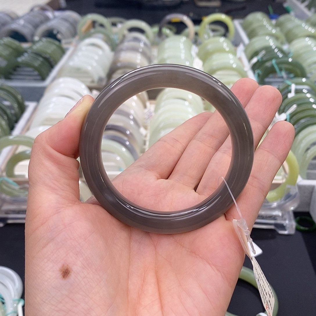 和田玉手镯未镶嵌55.4