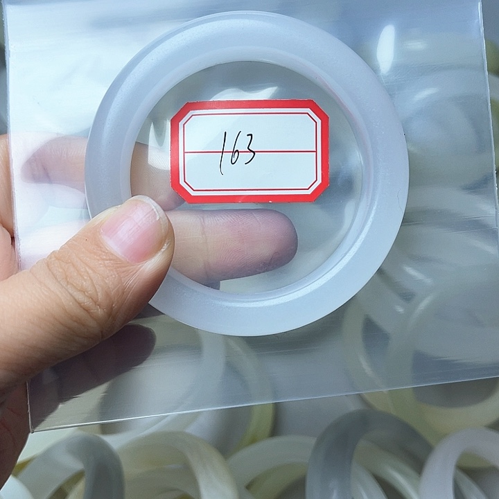 石英质玉手镯未镶嵌163