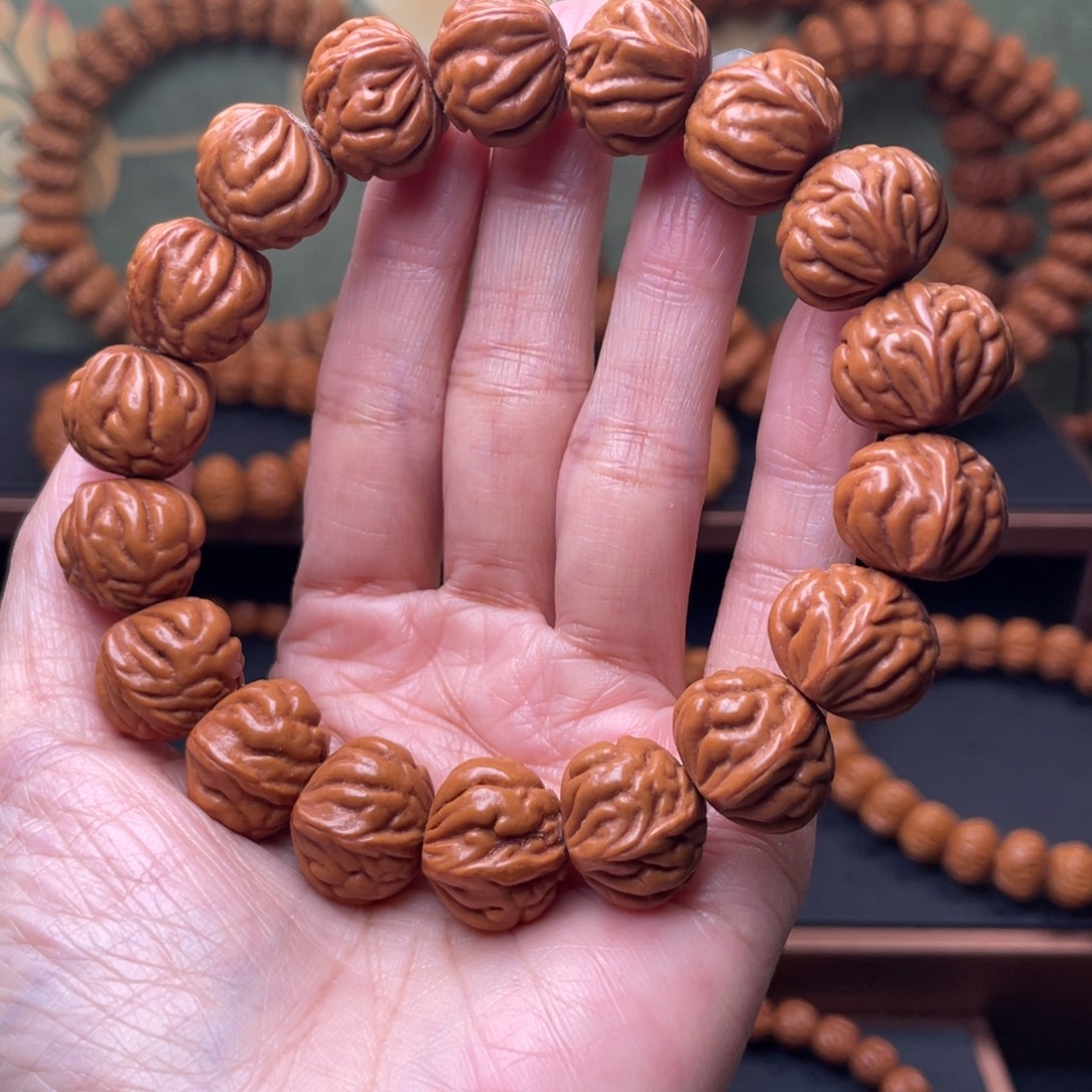 手串桃核17蟠龙爆肚