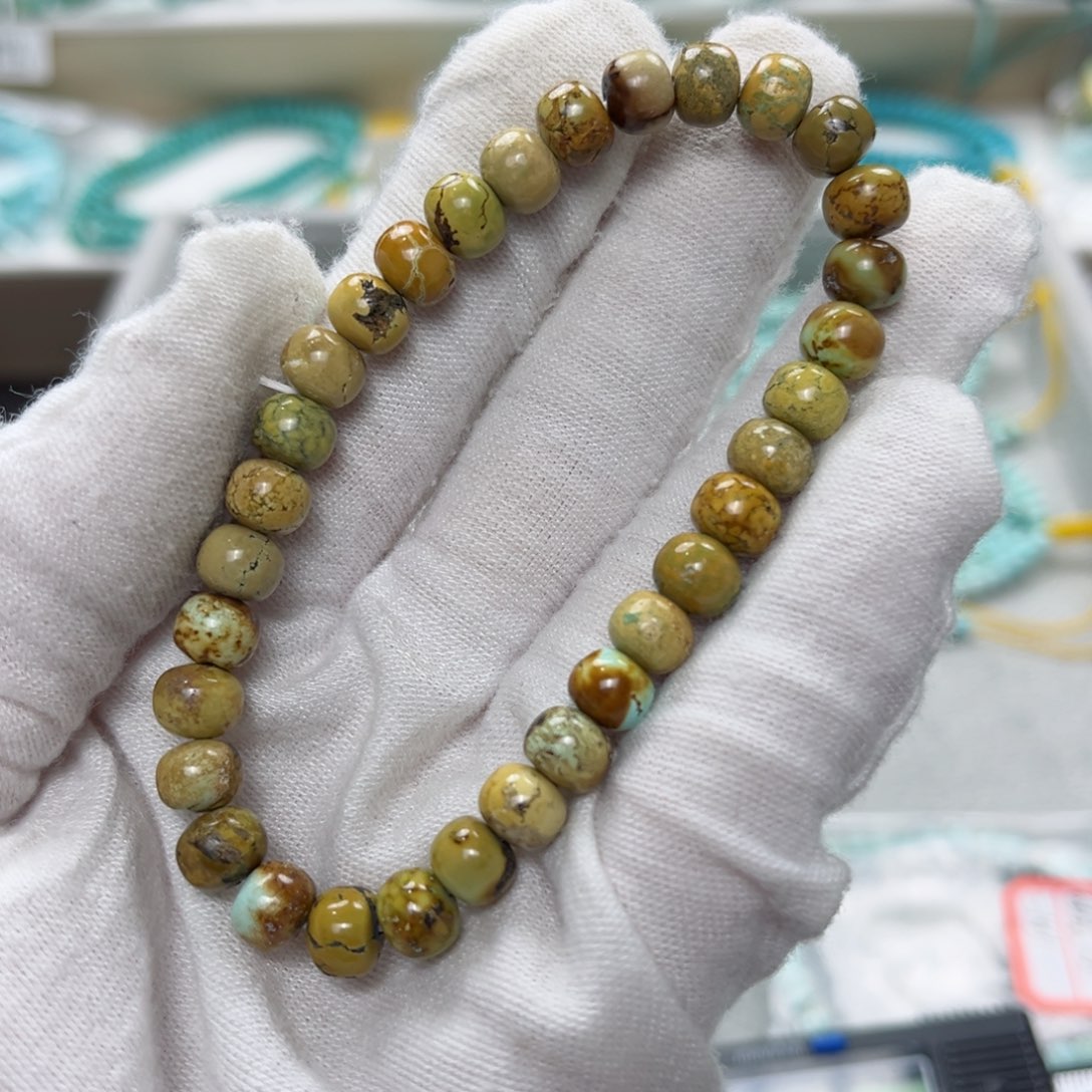 绿松石绿松石未镶嵌