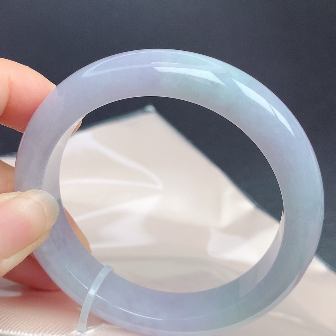 翡翠手镯未镶嵌55.7圈口