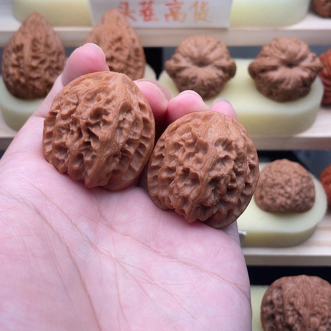 吊坠文玩核桃苹果园37