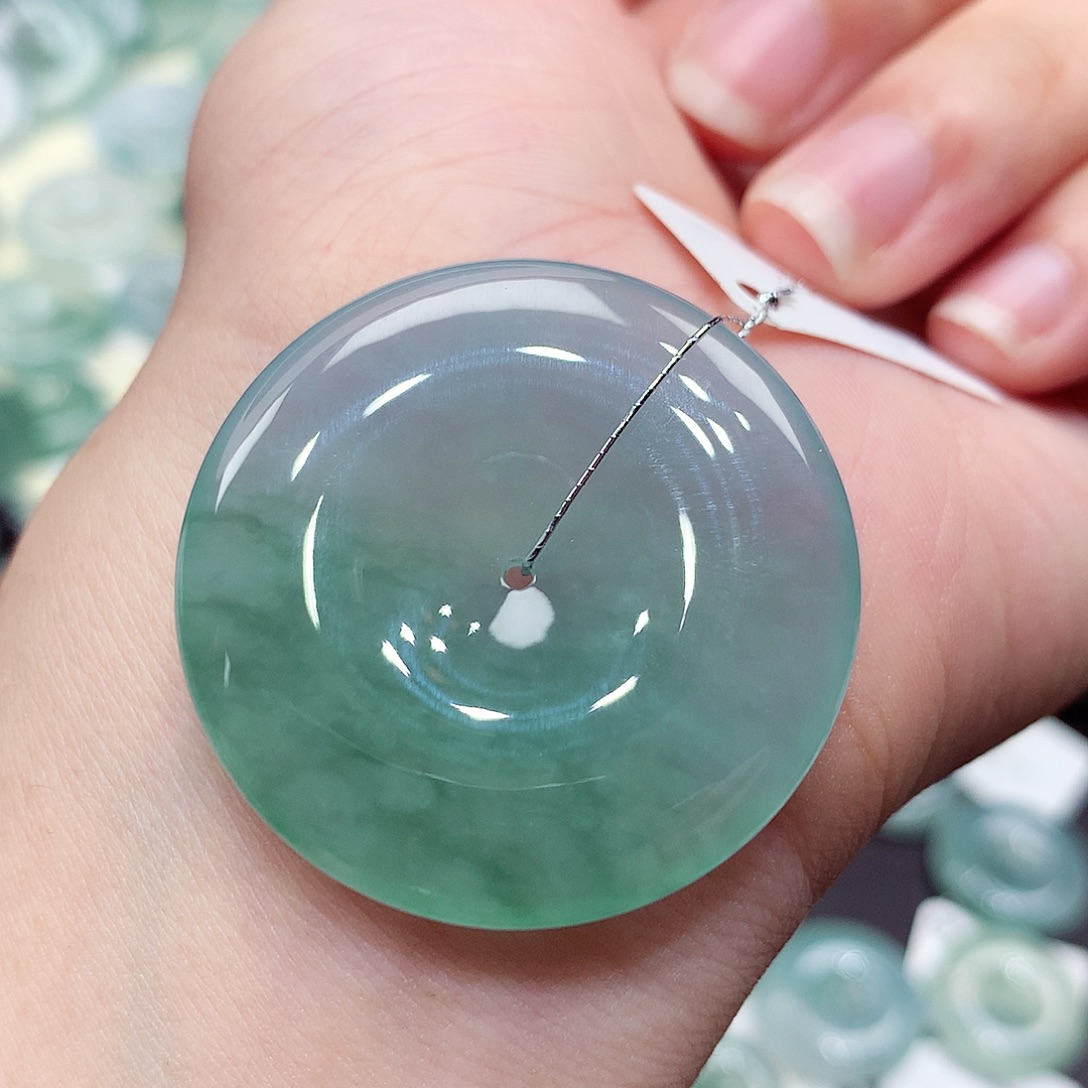 翡翠未镶嵌颈饰编号22，34.2/6.0