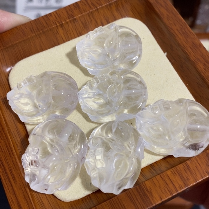 白水晶狐狸未镶嵌水晶