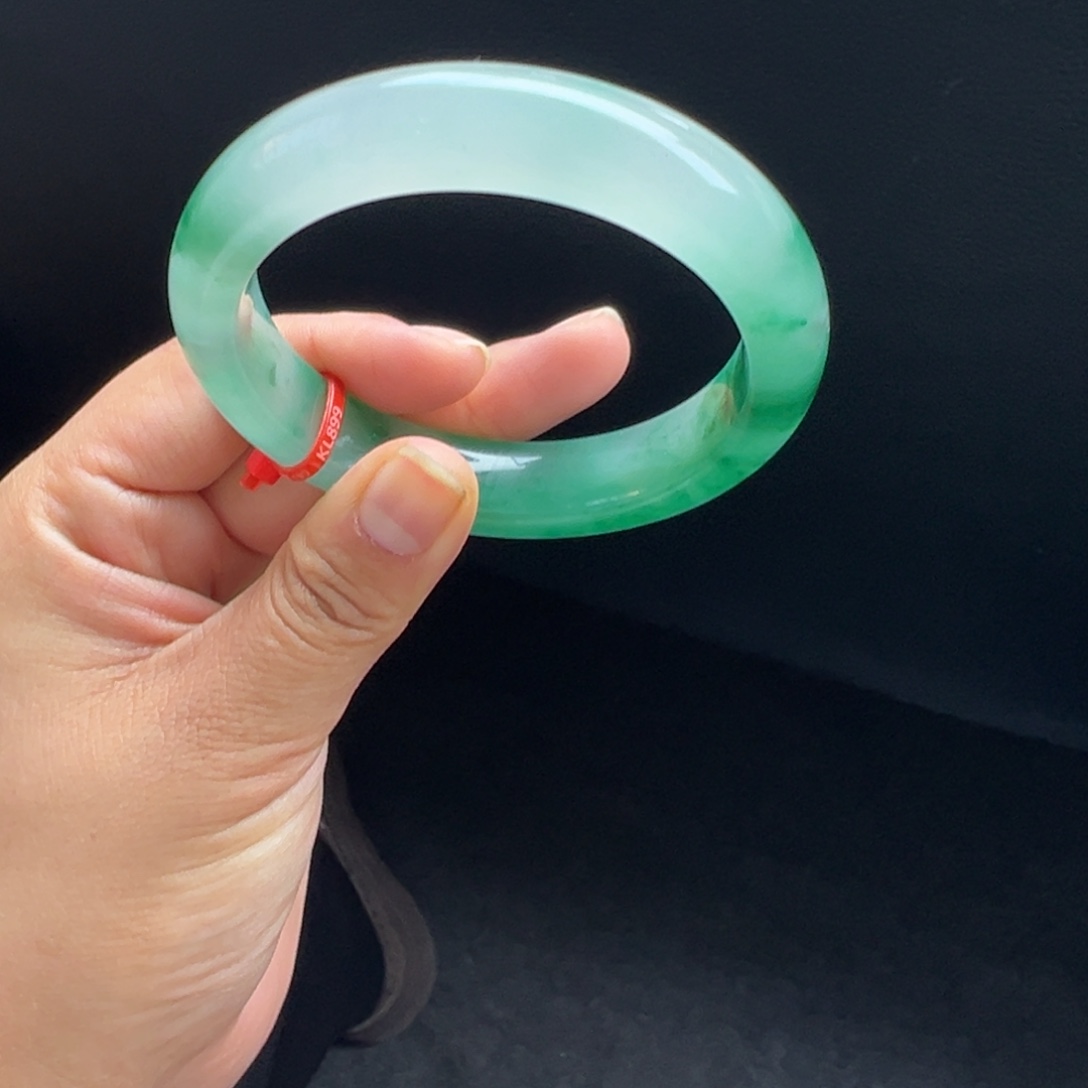 今****石英质玉未镶嵌手镯非洲翠5859