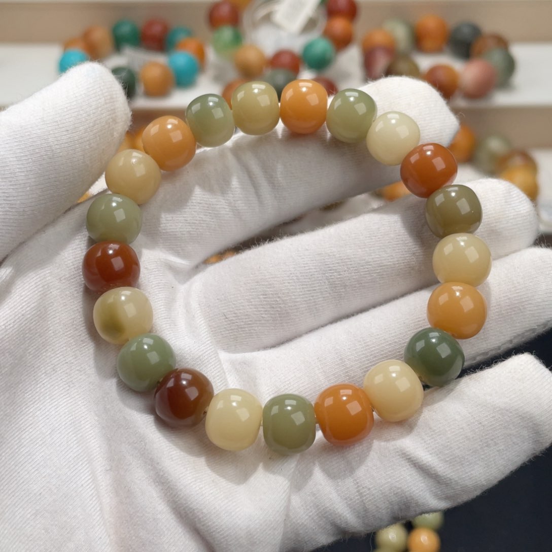 白玉菩提吊坠卡11通货