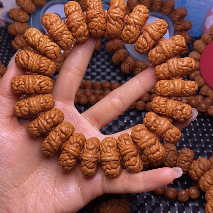 桃核吊坠龙纹桃核