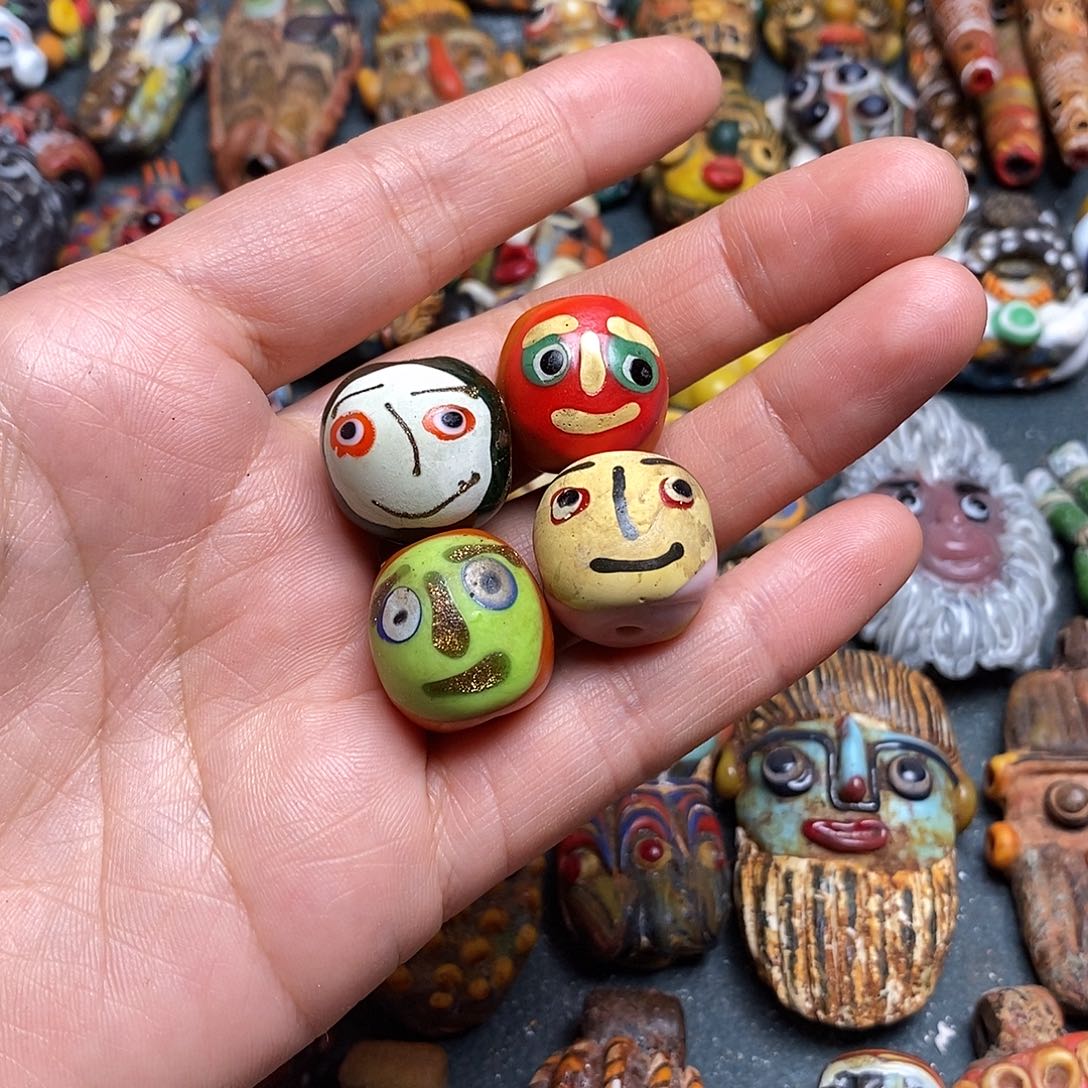 琉璃颈饰小脸单个