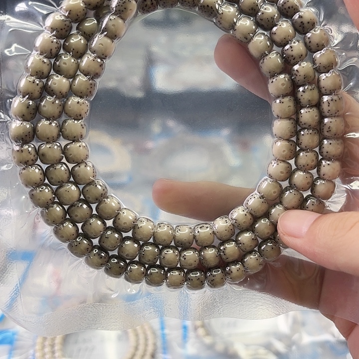 吊坠星月菩提Ll.8x7石玉料