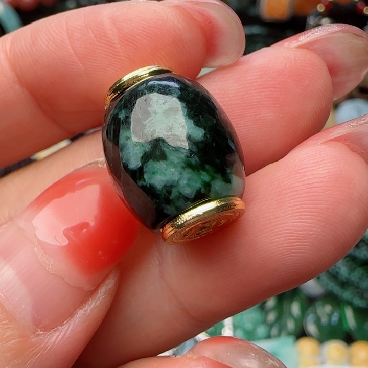 翡翠颈饰未镶嵌天然A货80