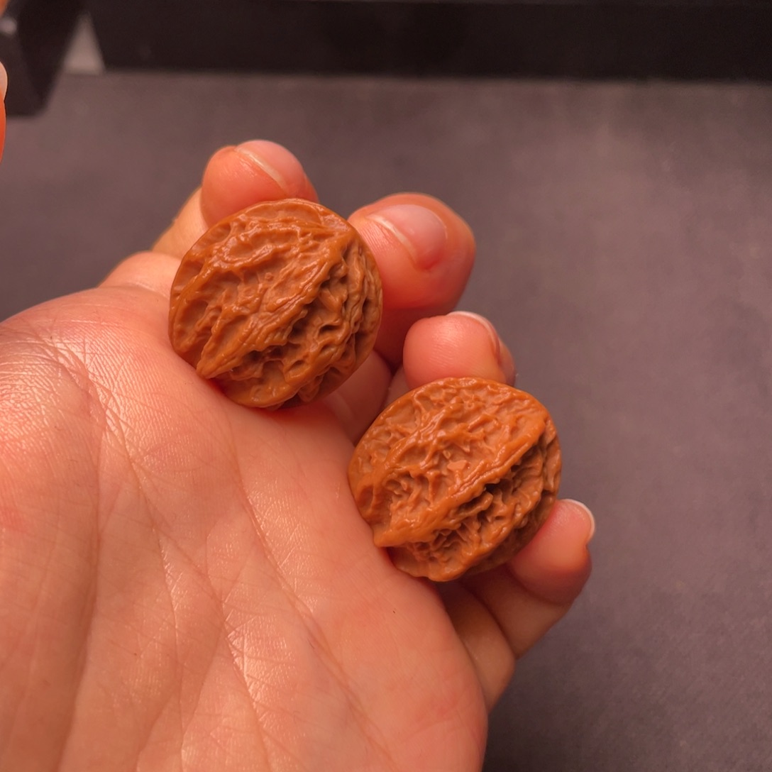 文玩核桃把件秦岭野生