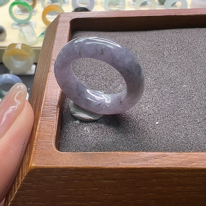翡翠戒指未镶嵌戒指
