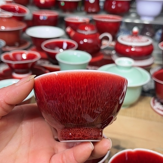 景德镇陶瓷红马坊鸡心杯