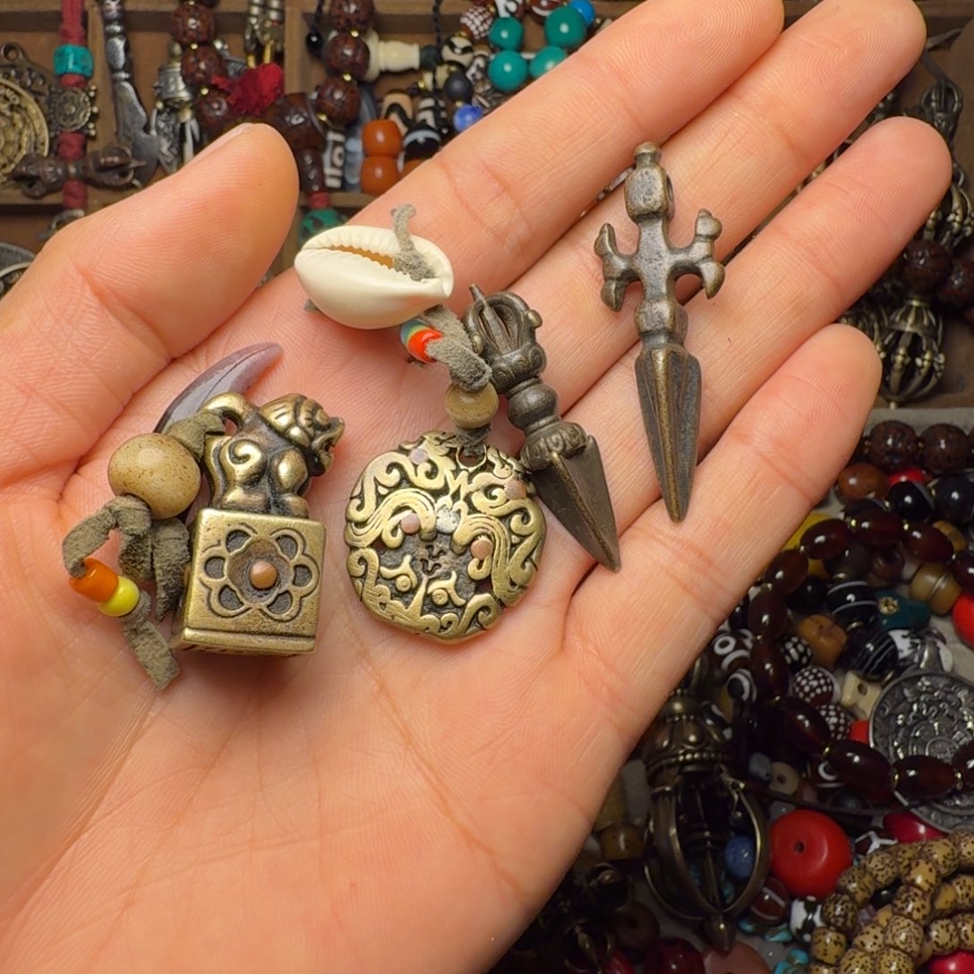 佛***年柏香籽/百香籽吊坠