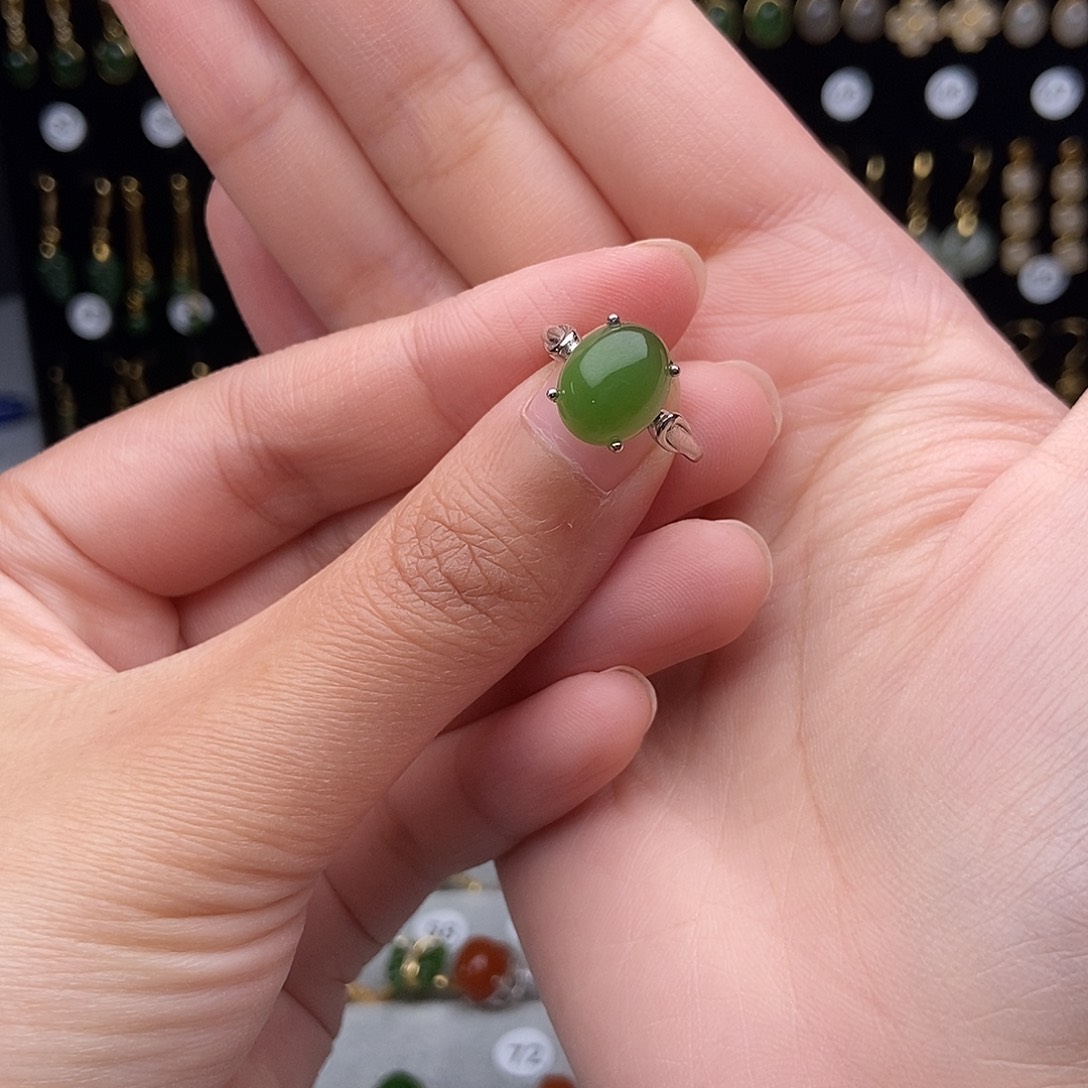 和田玉戒指银S925镀金镶嵌