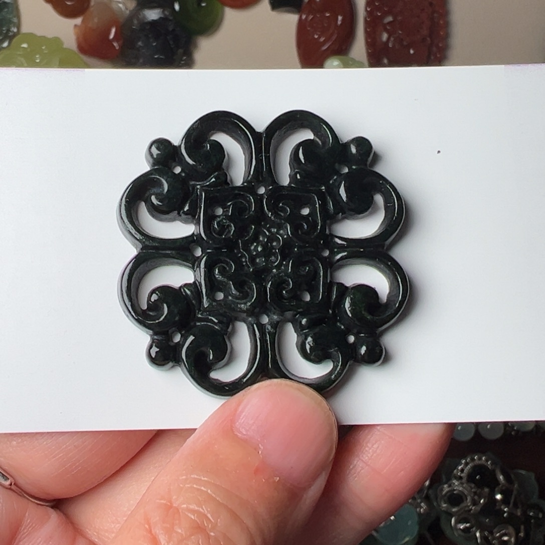 蛇纹石玉吊坠(赠链)未镶嵌