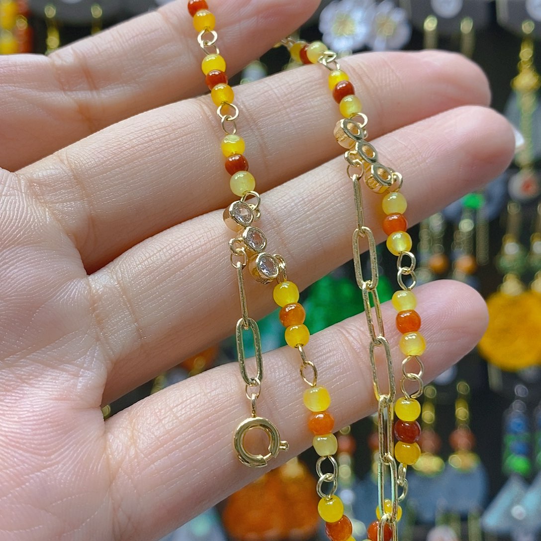 未镶嵌翡翠耳饰翡翠