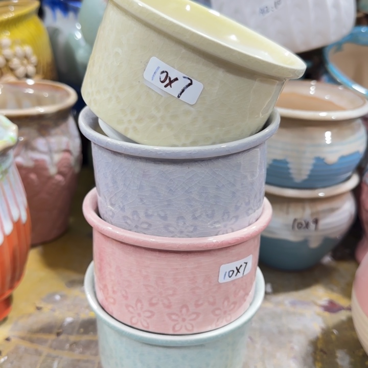 凑9块包邮，有孔，陶瓷花盆