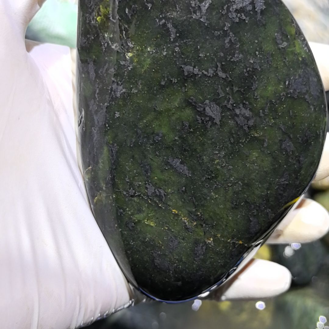 知***止藏玉药王石原石一个