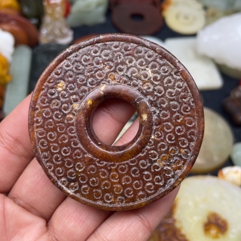 蛇纹石玉颈饰未镶嵌100