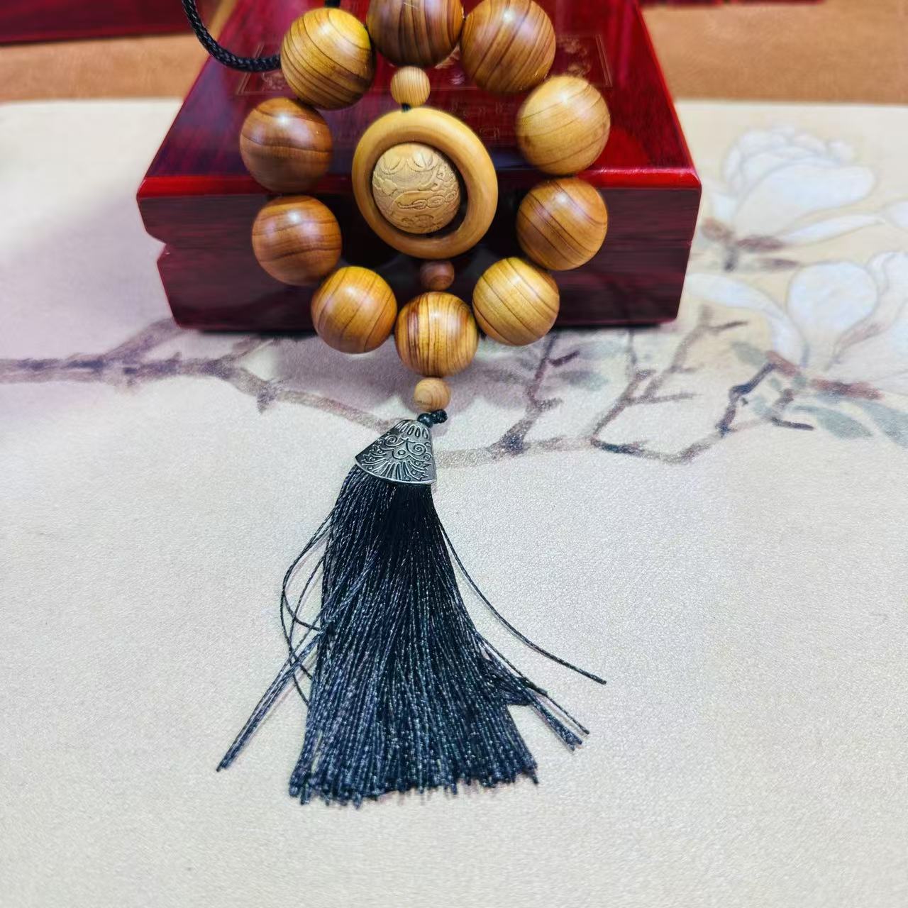 崖柏车挂（无礼盒）351