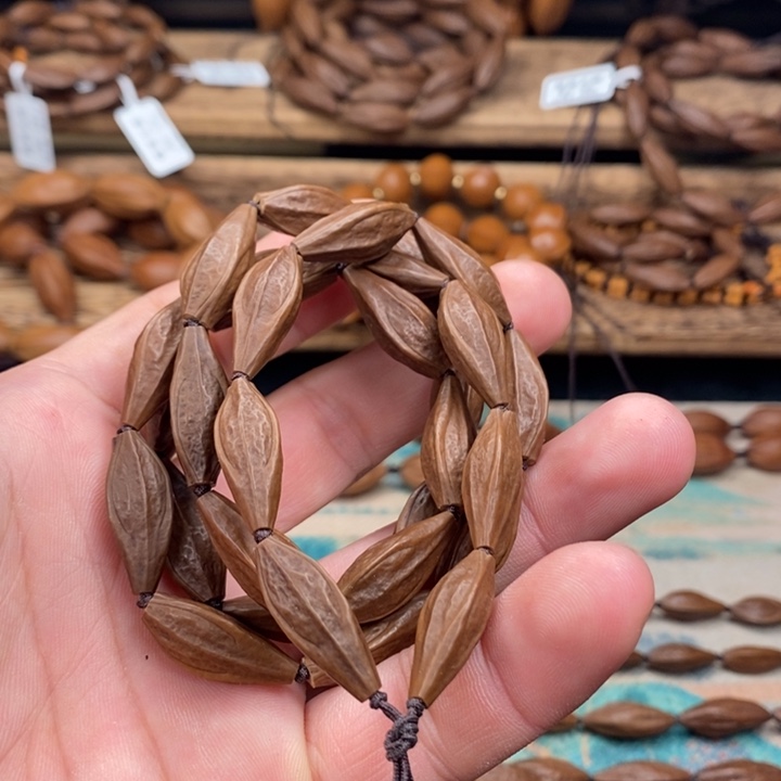 橄榄核手串/手链半*身0.9脖挂30颗三角