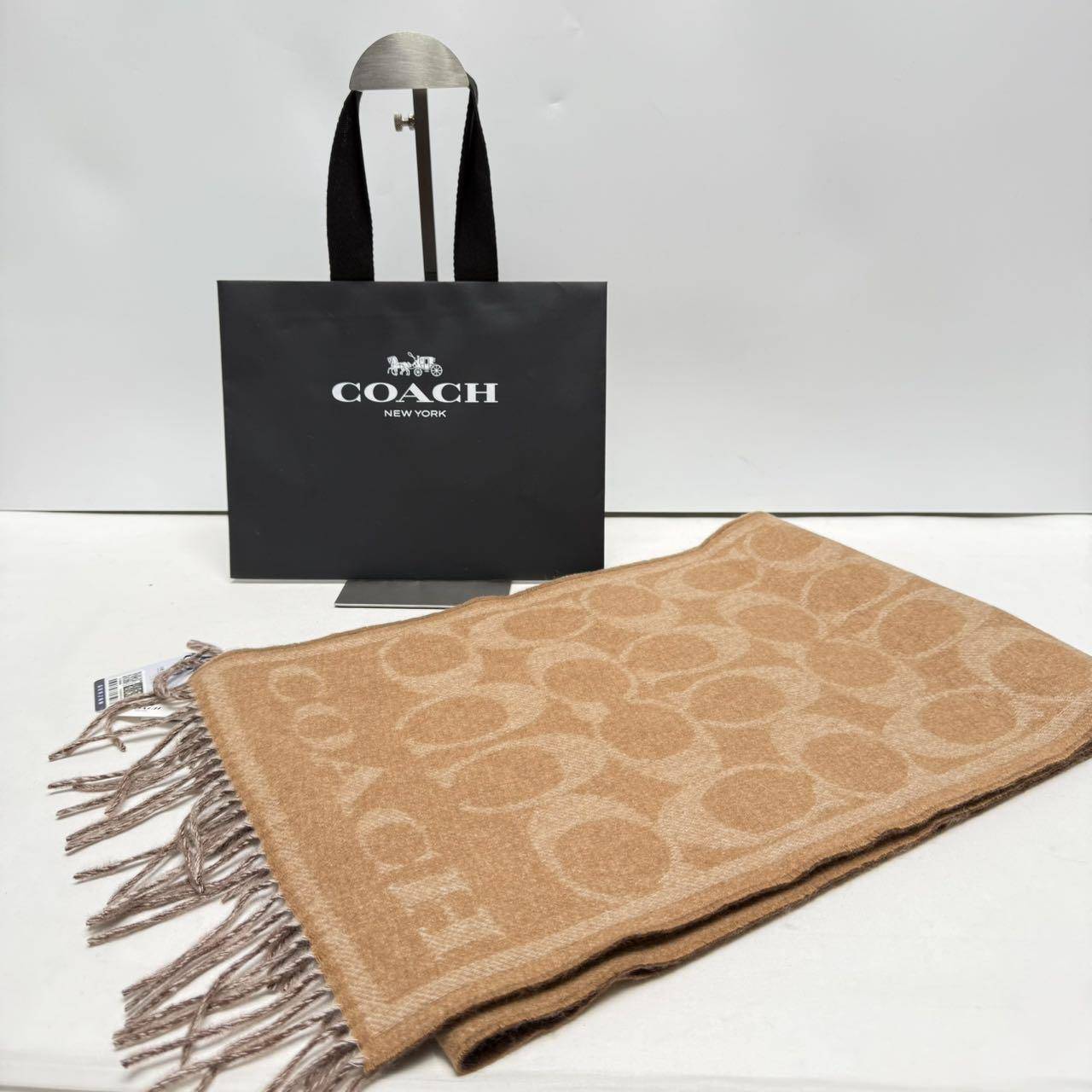 胖虎安安/蔻驰/99新/公价0/饰品/围巾/31B2501140030