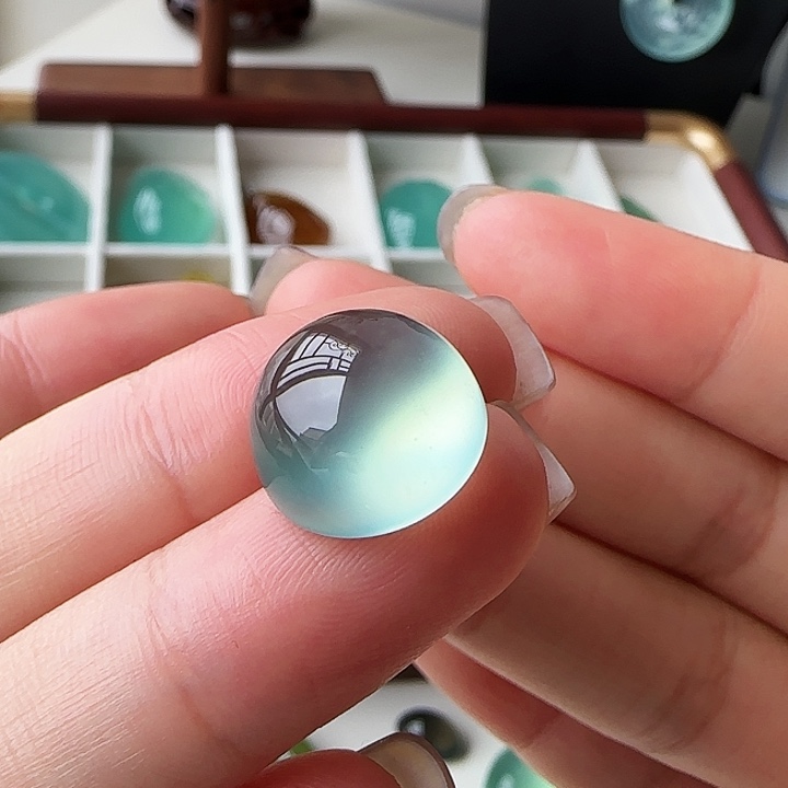 岫玉未镶嵌颈饰岫玉