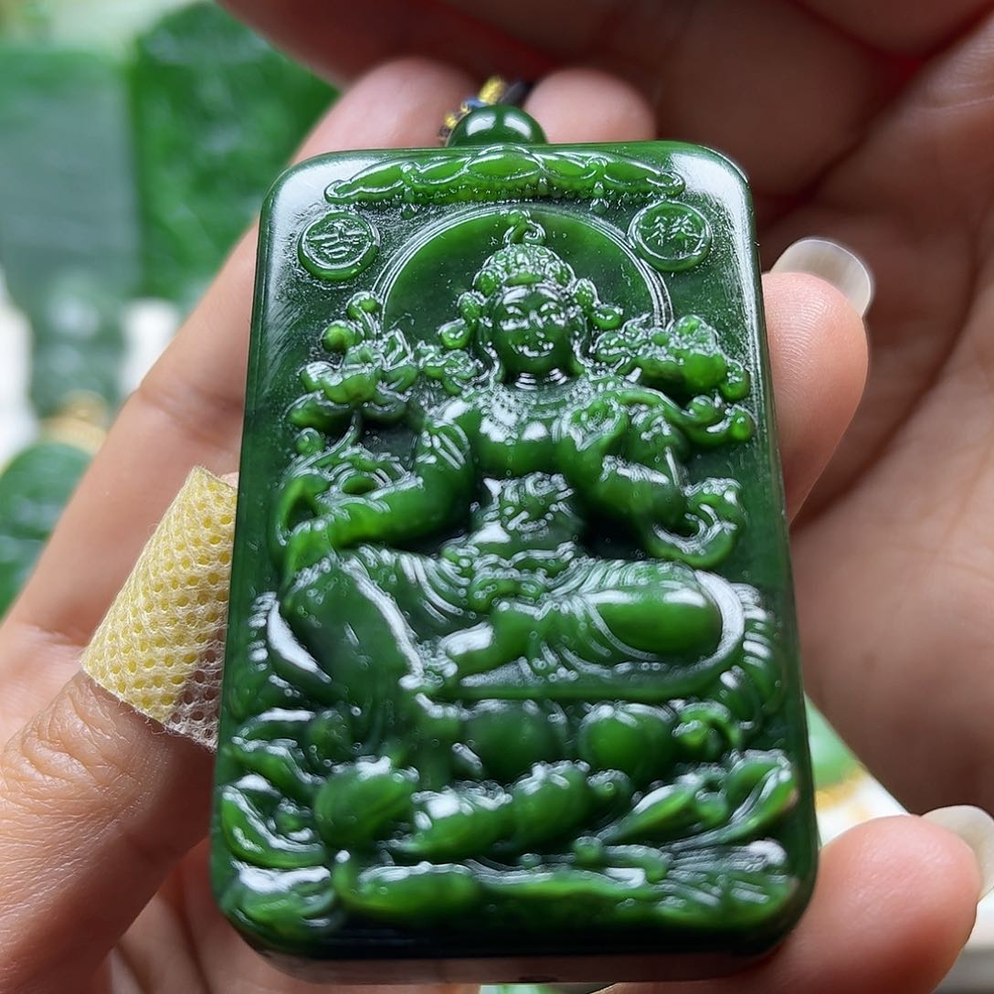 和田玉吊坠未镶嵌