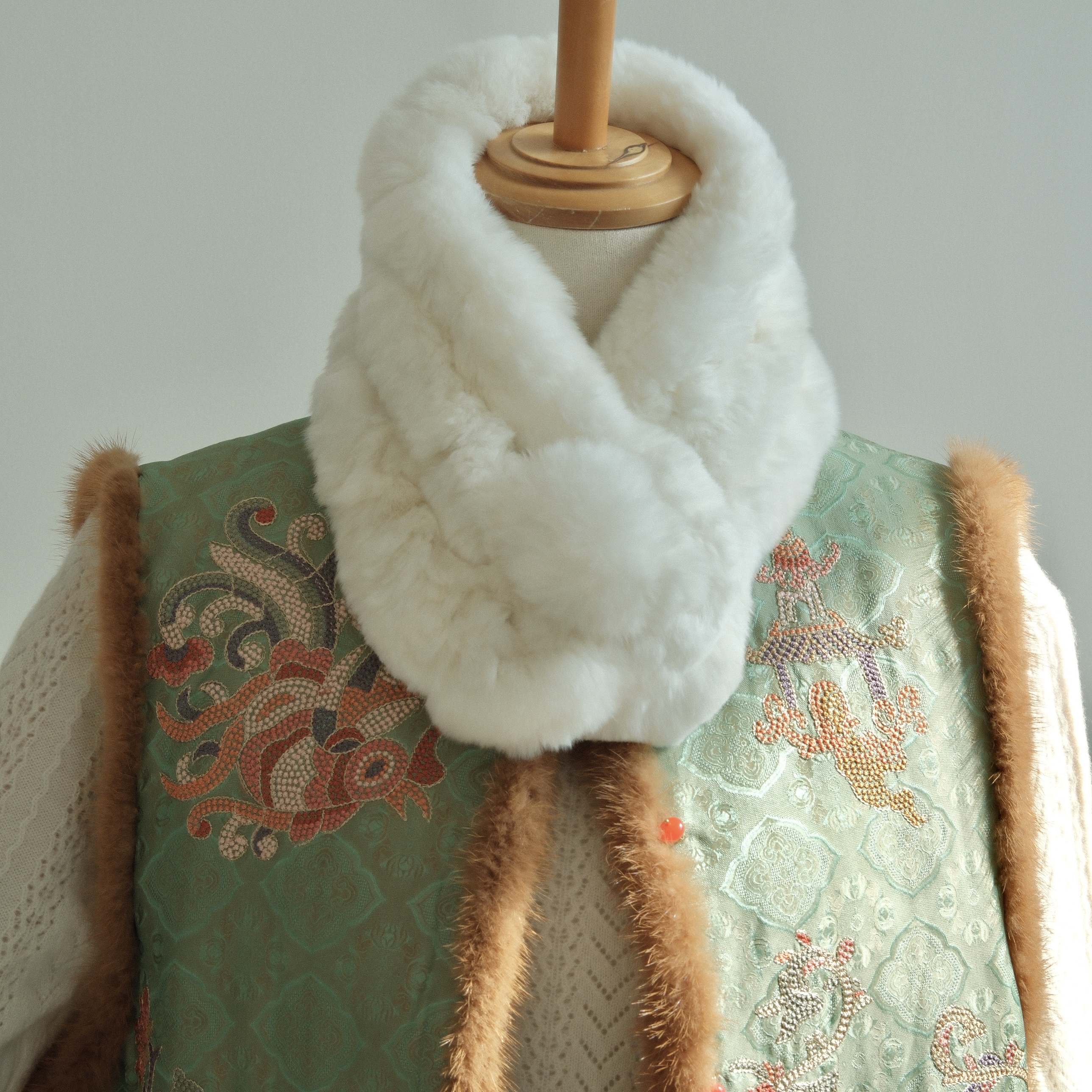 兔皇秋冬围巾孤品ZBFUZ0001