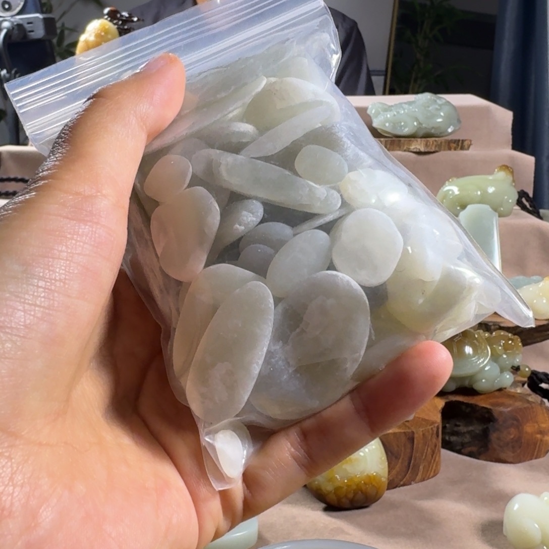 和田玉（糖玉）未镶嵌手链