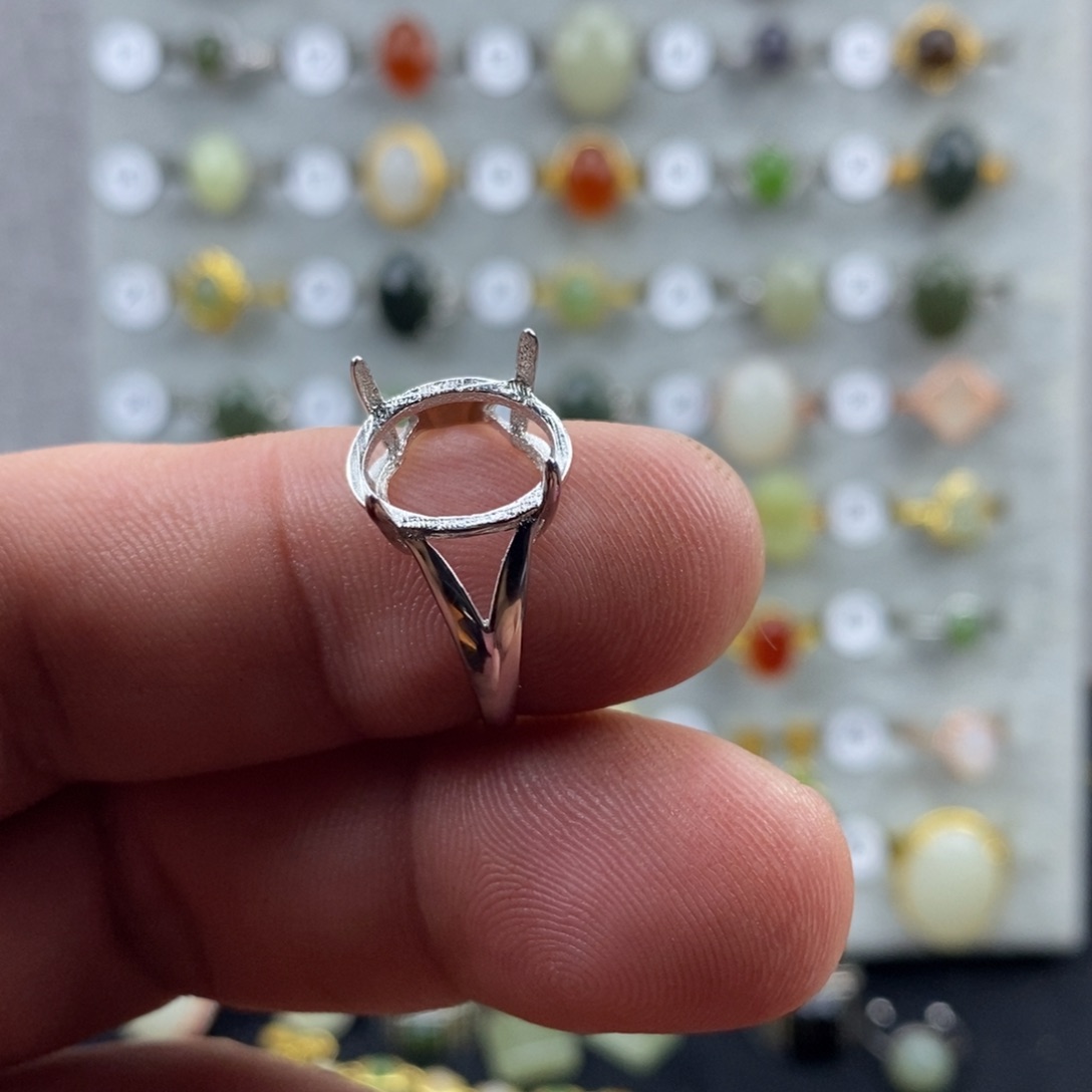 月***月和田玉戒指银S925镀金镶嵌