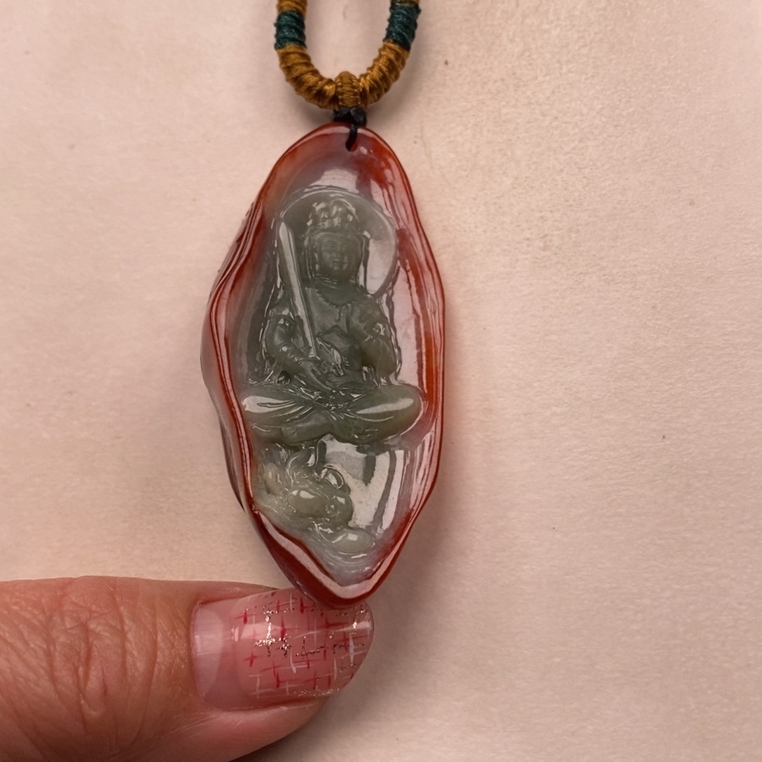 翡翠颈饰未镶嵌孑*