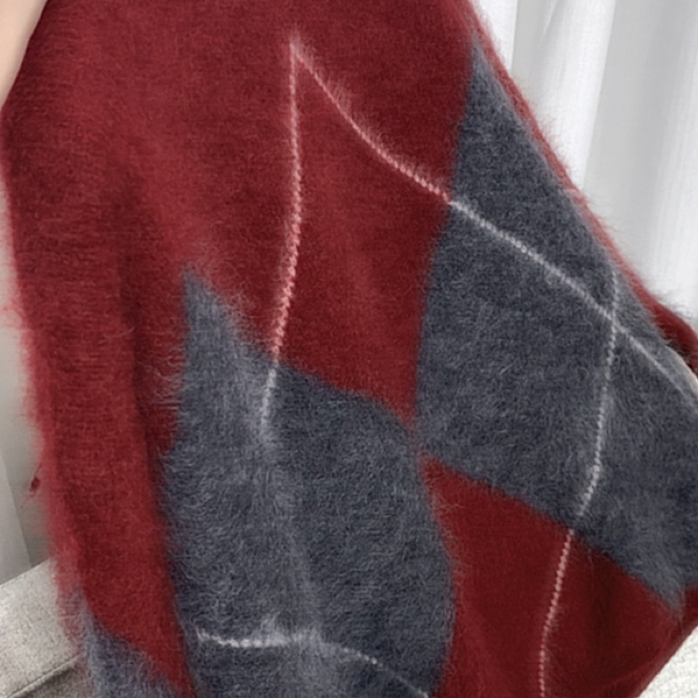 宝衣家 冬款加厚高克重菱格羊毛拉绒套头毛衣