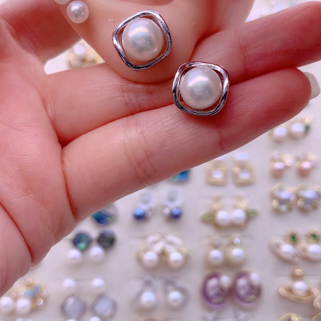 合金耳饰淡水珍珠