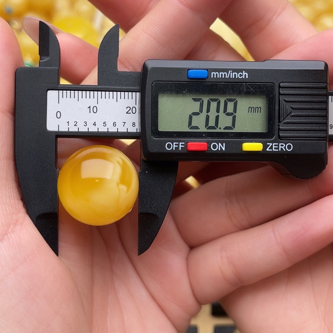 圆***圆蜜蜡未镶嵌裸石蜜蜡梦