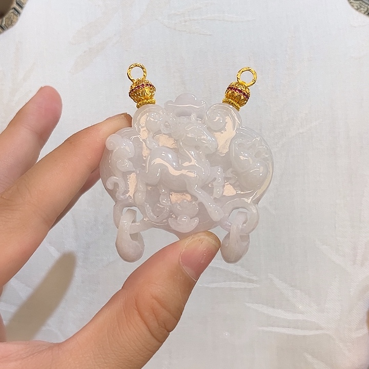 翡翠合金吊坠(赠链)
