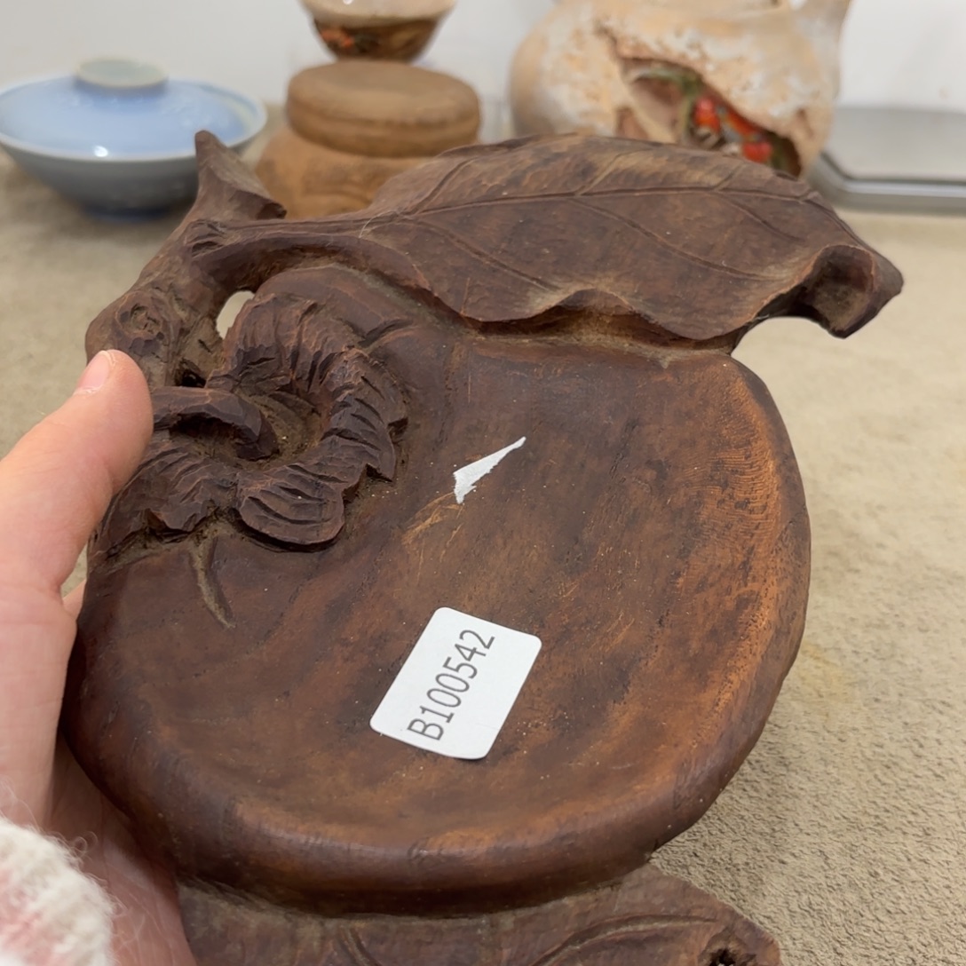 瓷片非常好看漂亮的物品 