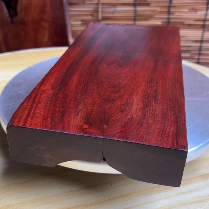 徜***生大叶紫檀（黑酸枝木类）